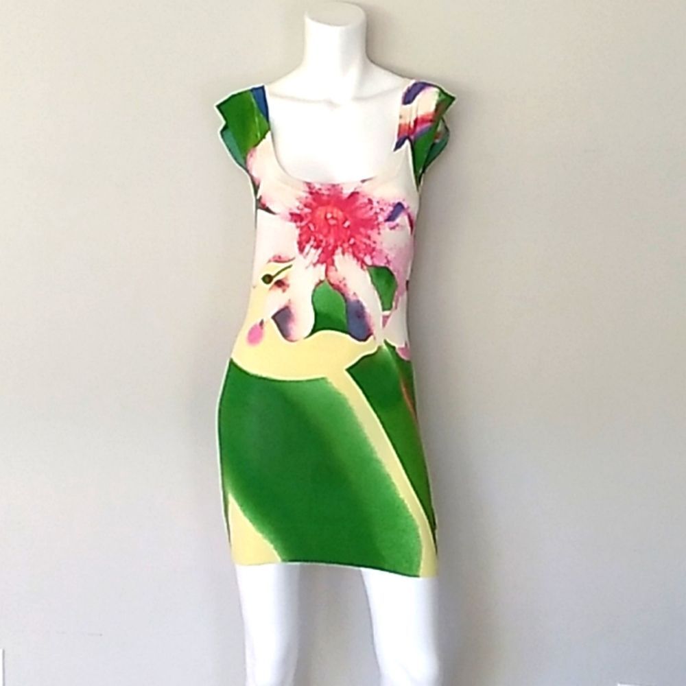 Twenty One Floral Mini Dress. Size Small
